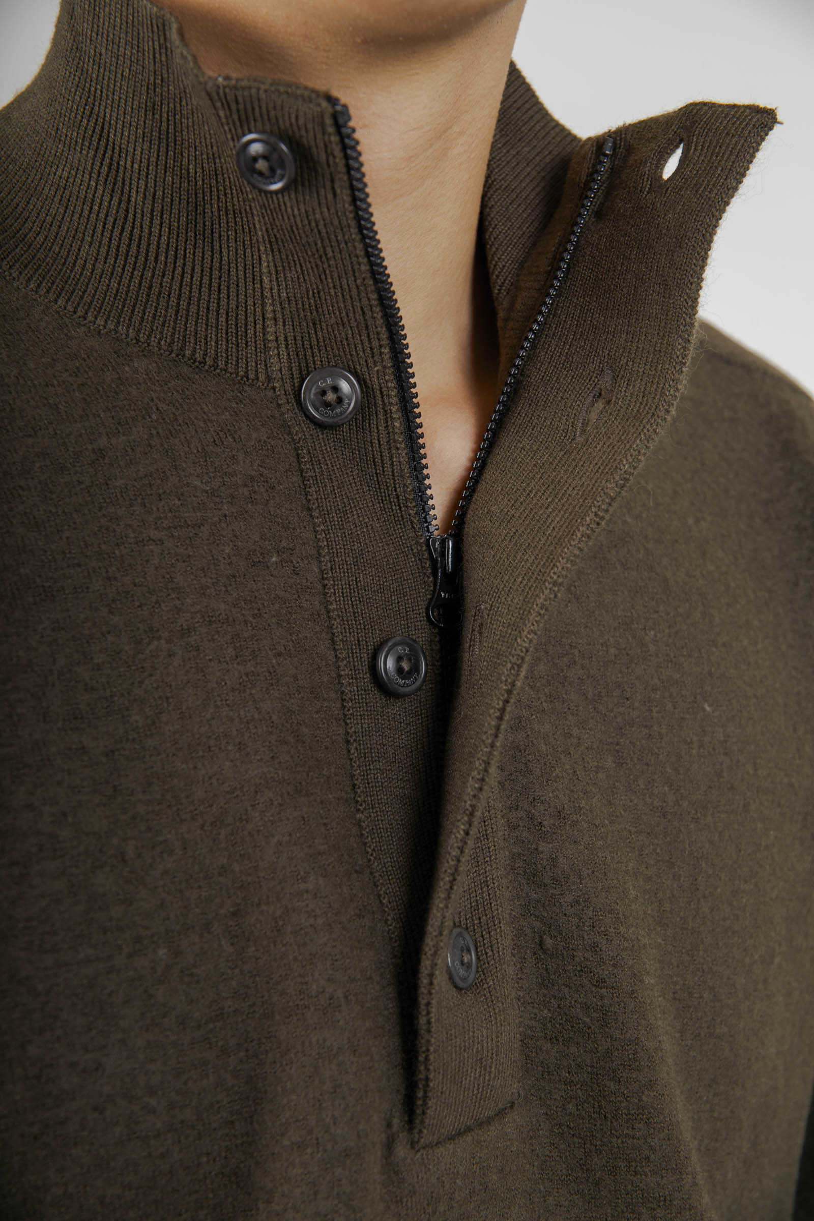 C.p. Company Maglia Merino Wool Felted Half Button Verde Militare Uomo - 6