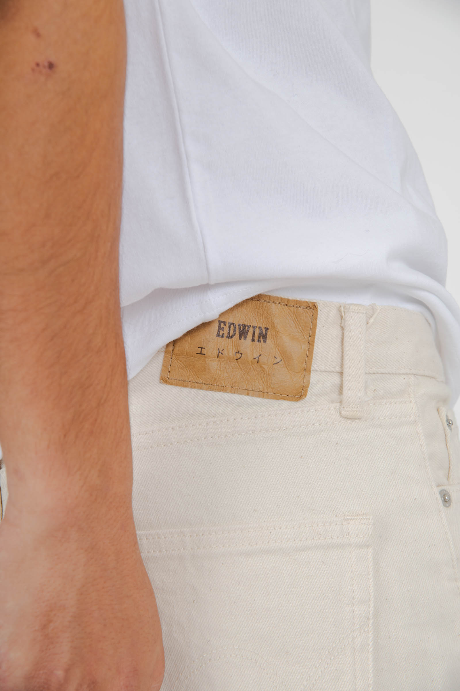 Edwin Jeans Regular Tapered Japan Bianco Off Uomo - 4