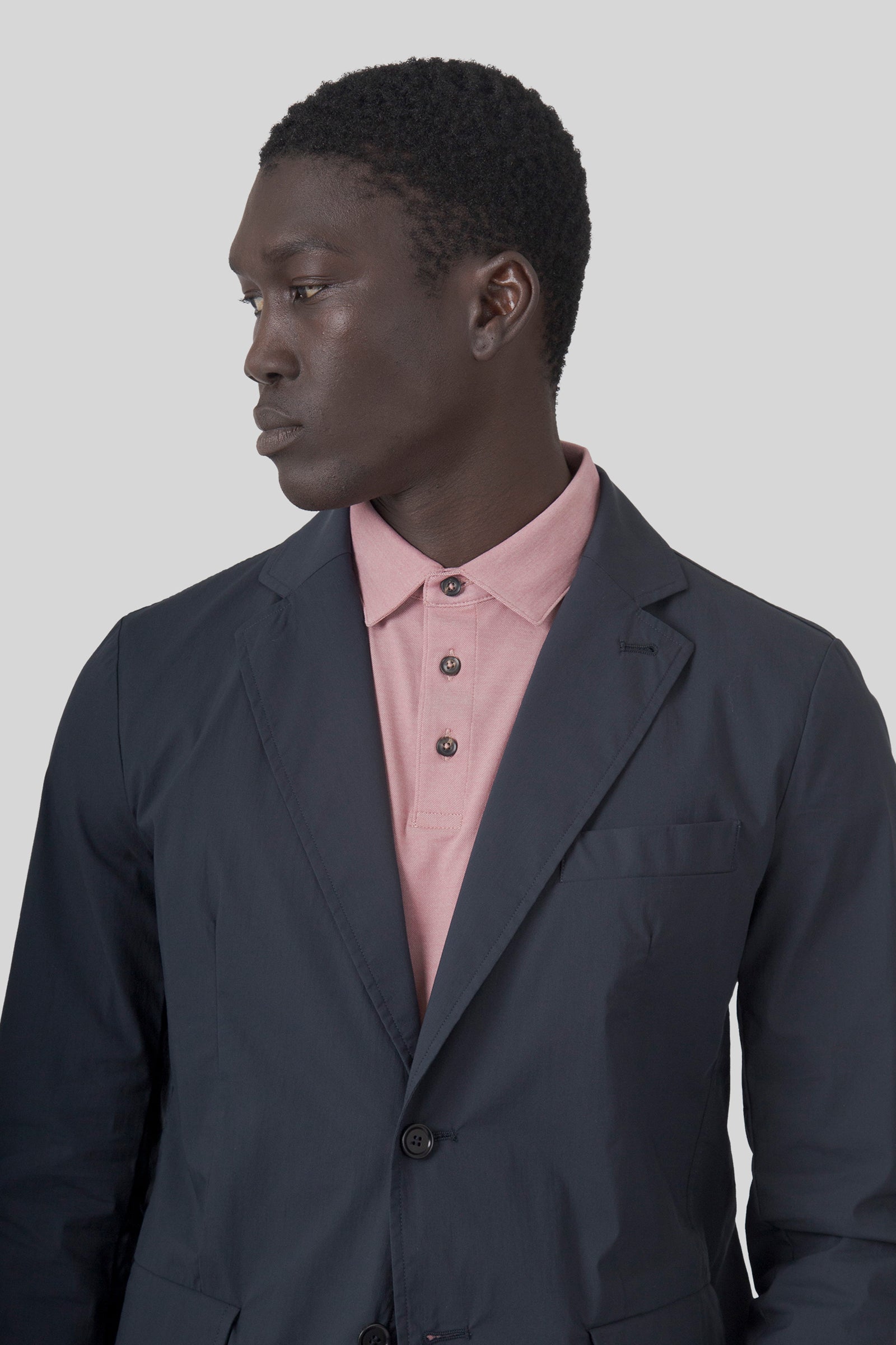 Kuki Light Blazer In Comfort Poplin - 2