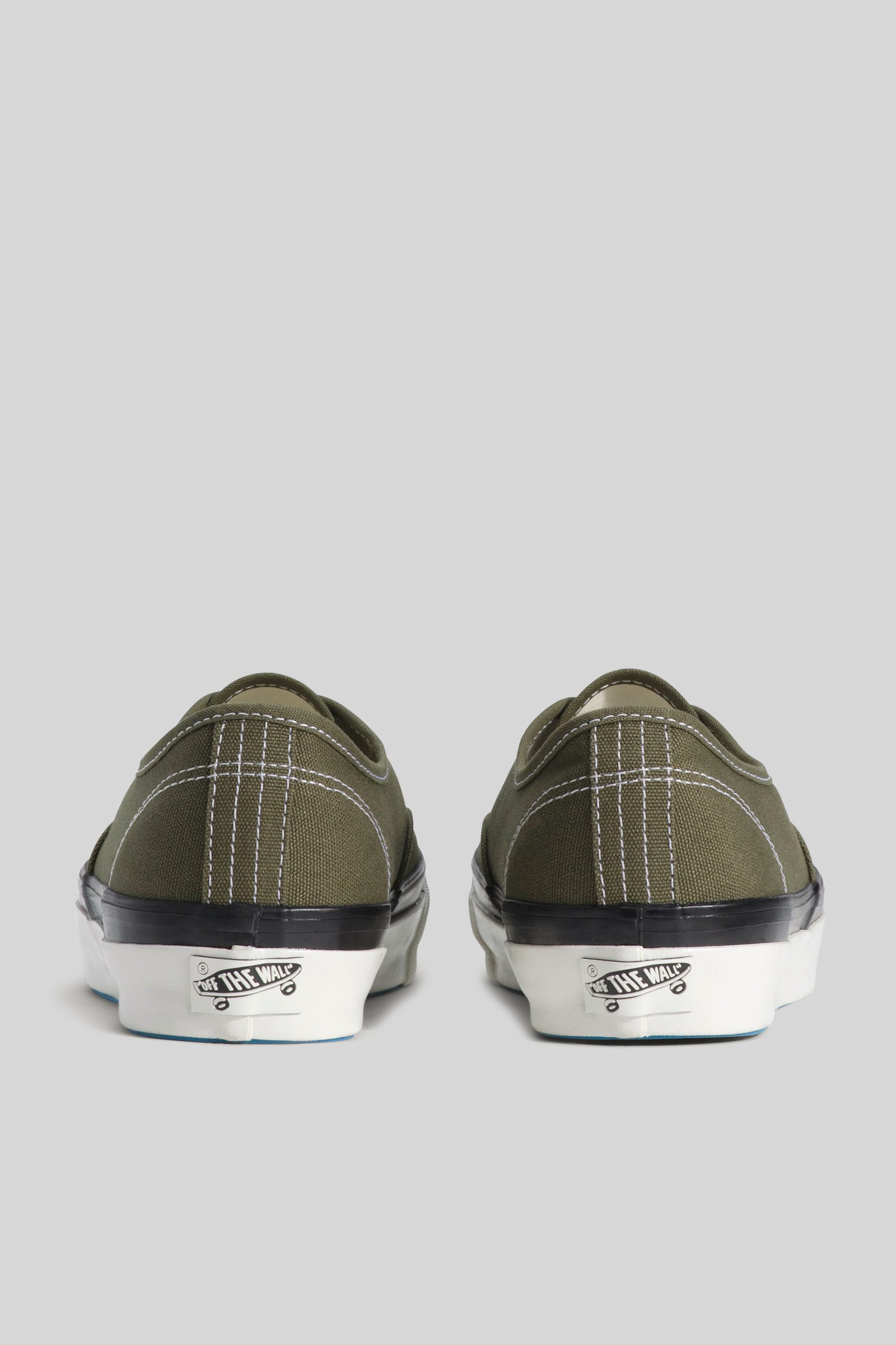 Lx Authentic 44 Deck Sneaker - 4