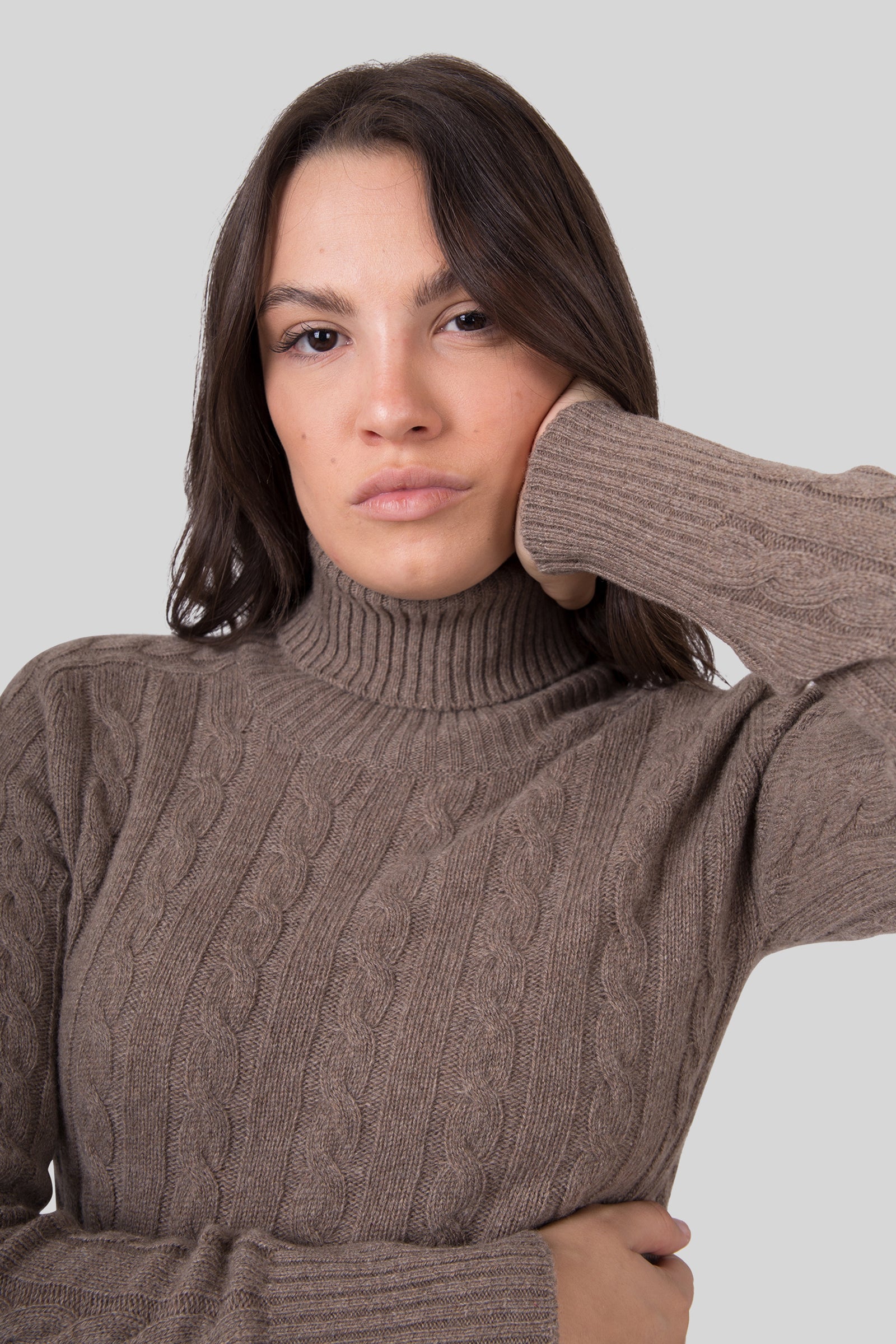 Grifoni Maglia Trecce Collo Alto Noce Donna - 2