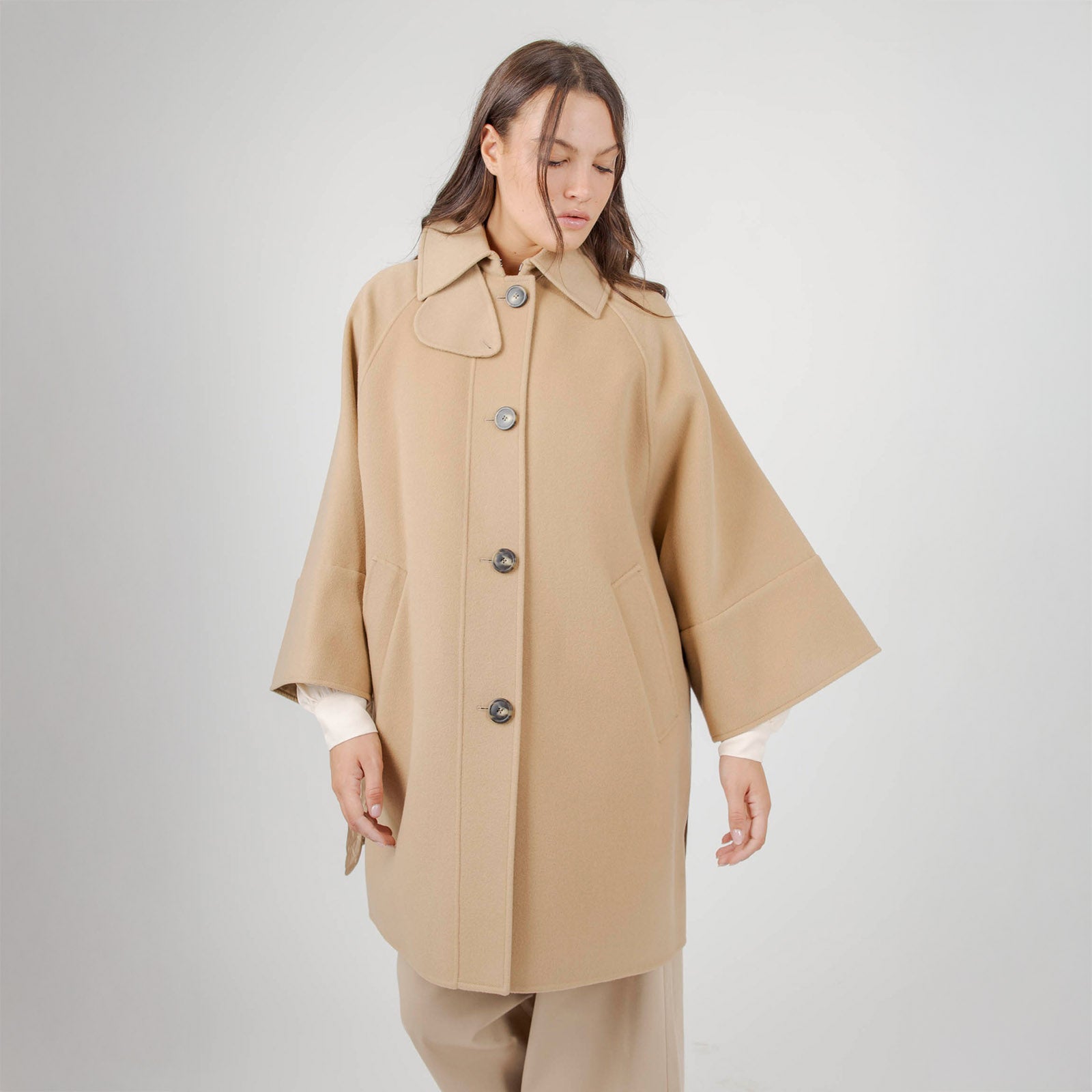 Max Mara Weekend Cappotto In Doppio Drap Di Lana Cammello Donna - 10