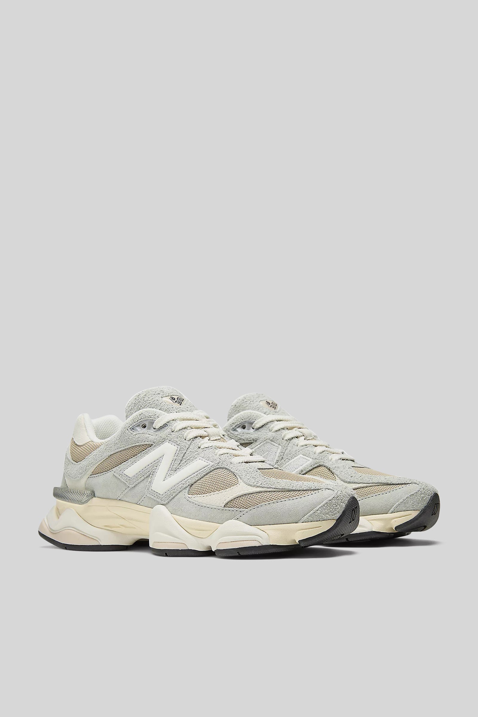 New Balance Sneaker 9060 Grigio Chiaro Donna - 2