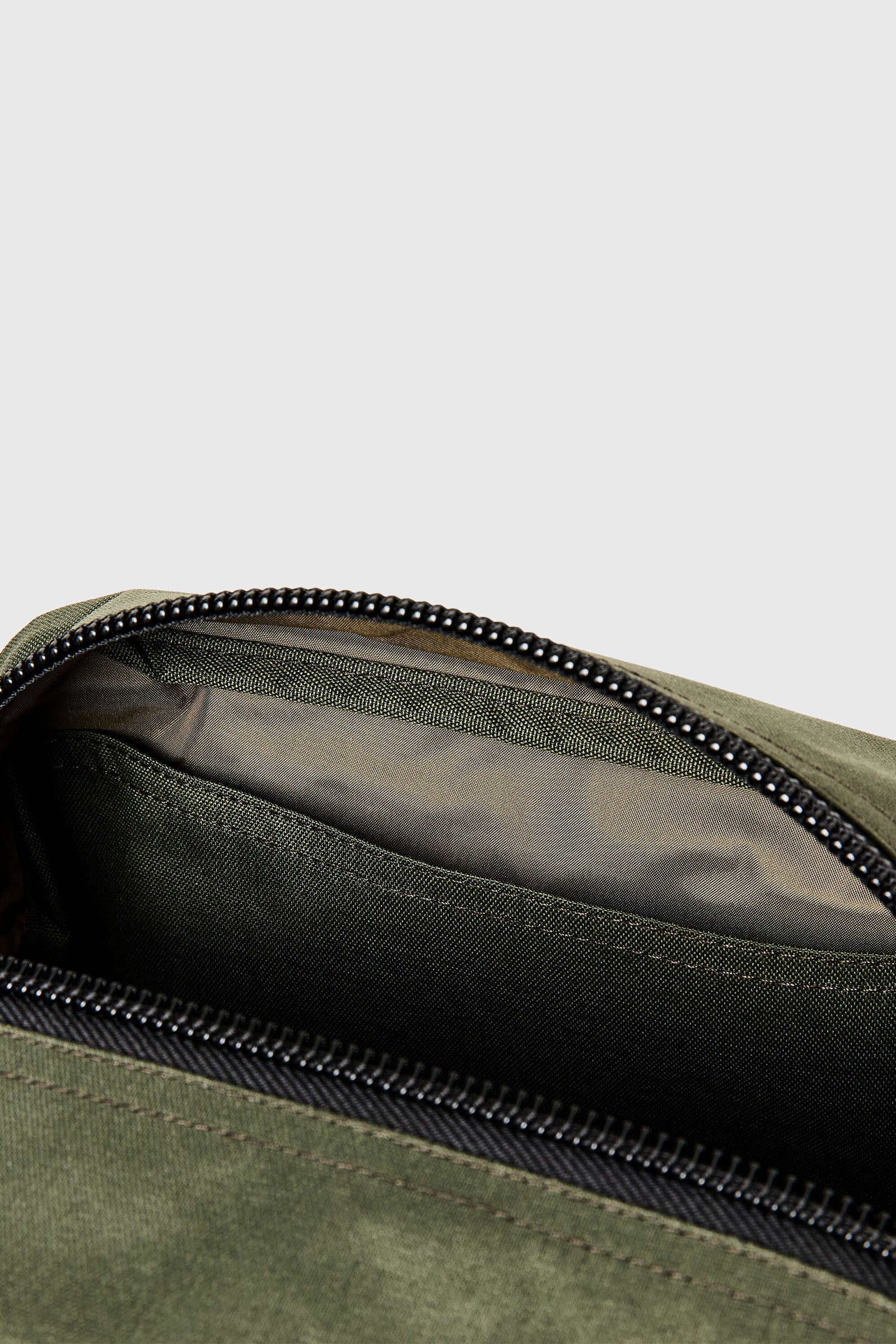 Filson Travel Pack Verde Militare Uomo - 5