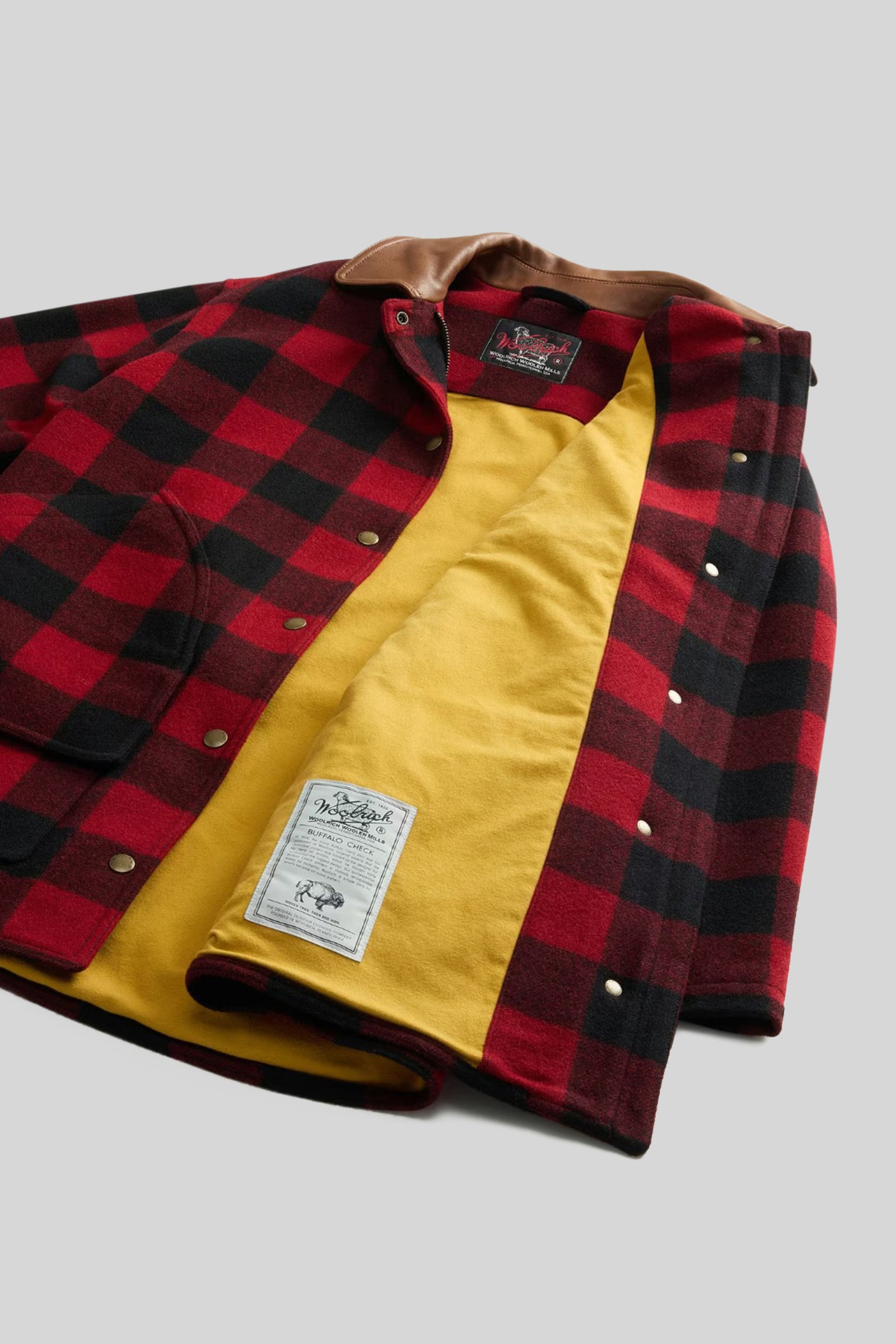 Woolrich Woolen Mills Women's Barn Coat Buffalo Check Nero/rosso Donna - 5