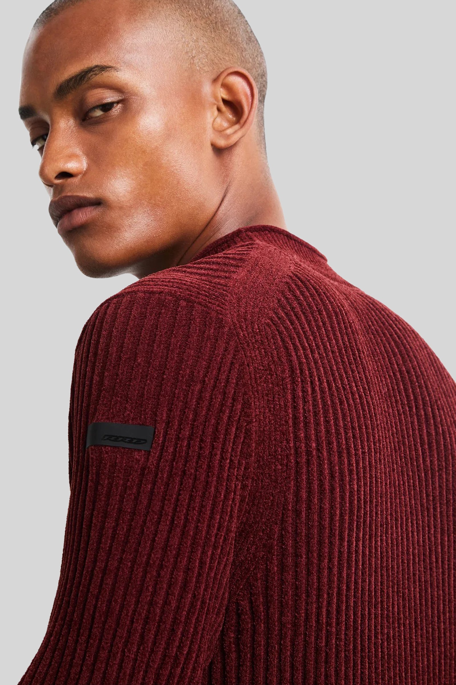 Velvet Rave Round Knit - 2