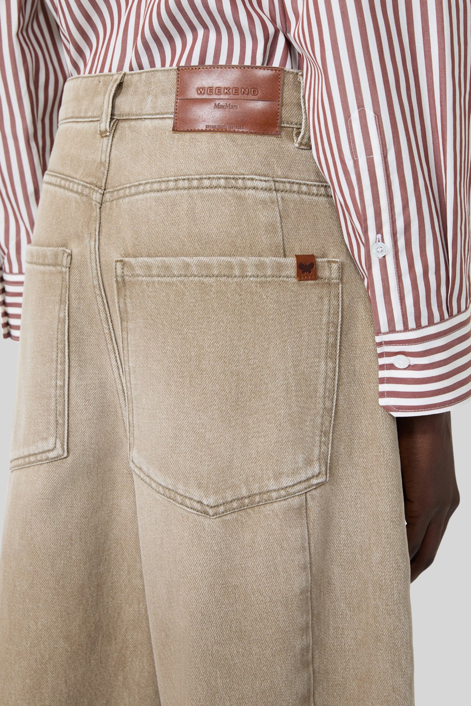 Arcadia Barrel-leg Jeans In Distressed Denim - 4