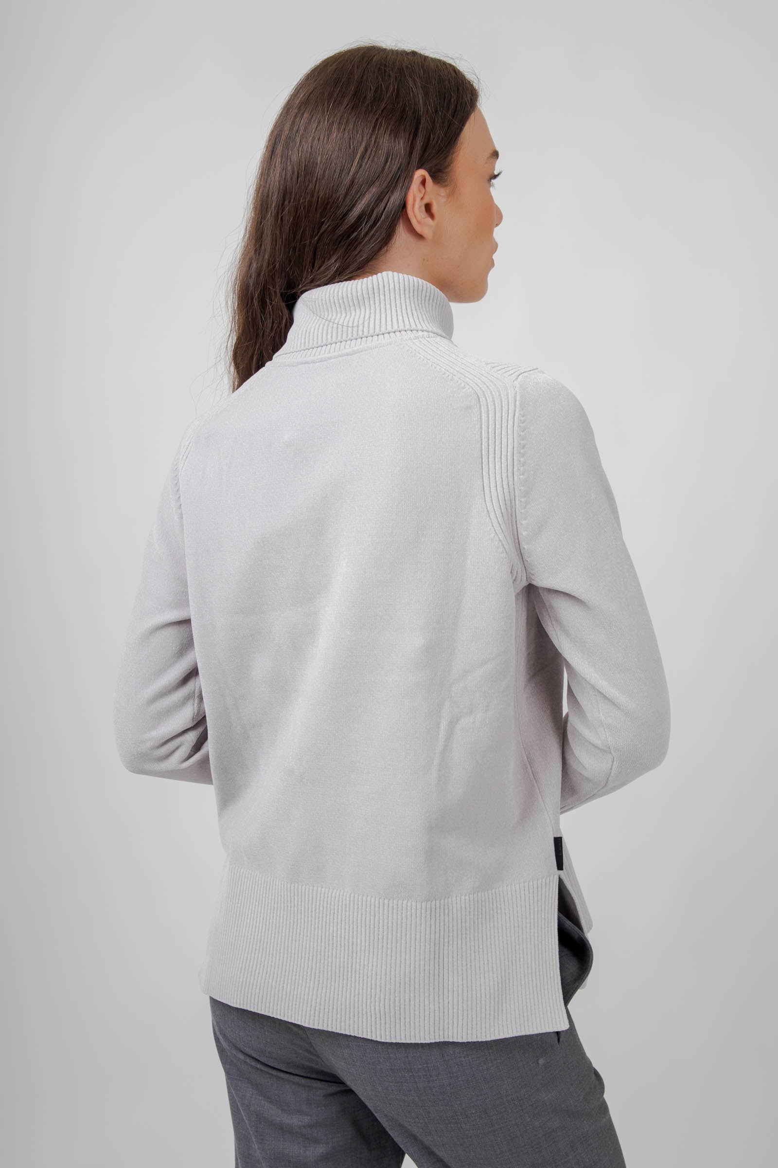 Velvet Vent Turtleneck Wom Sweater - 6