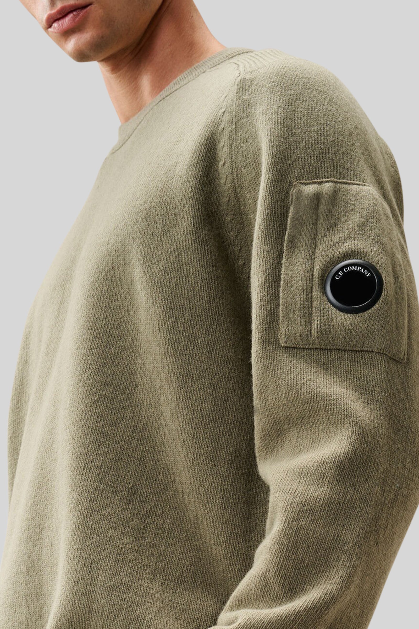 C.p. Company Maglia Lambswool Lens Crewneck Verde Salvia Uomo - 2