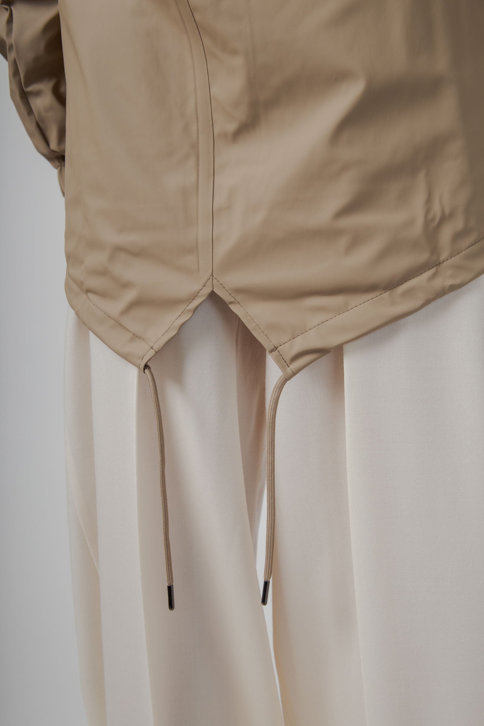 Rains Fishtail Jacket Beige Donna - 8