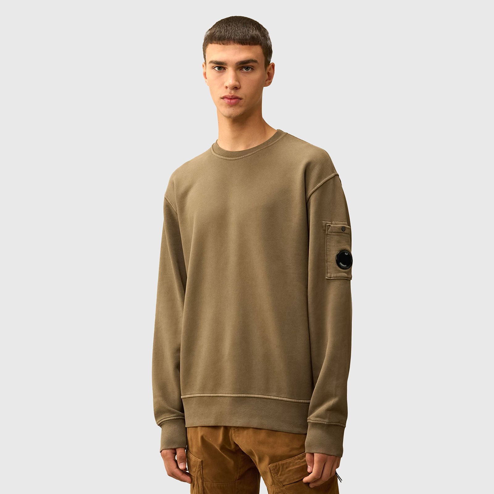 C.p. Company Felpa Brushed And Emerized Diagonal Fleece Lens Crew Neck Khaki Uomo - 5