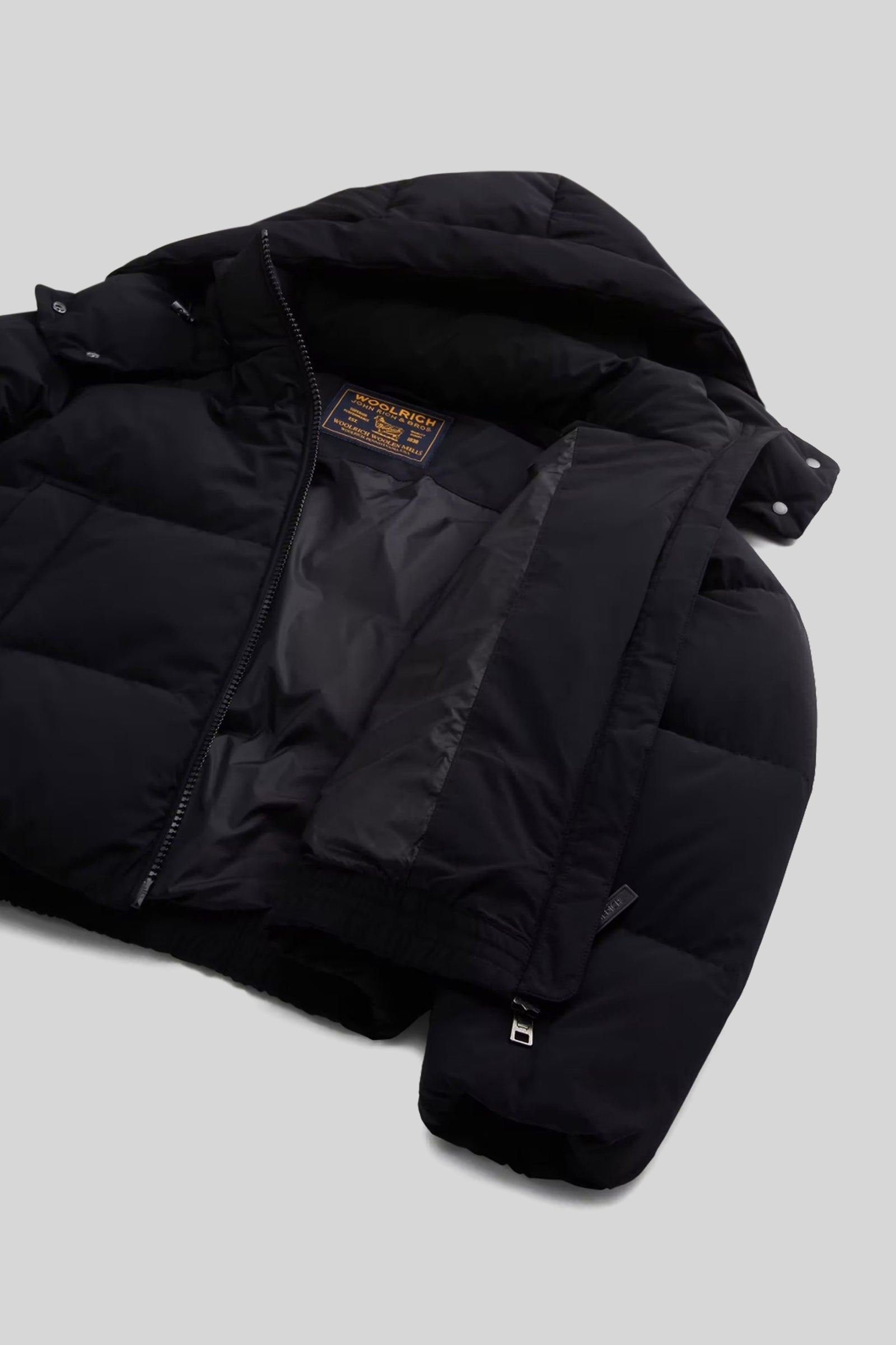 Woolrich Piumino Madison In Nylon Elasticizzato Con Cappuccio Rimovibile Nero Donna - 6