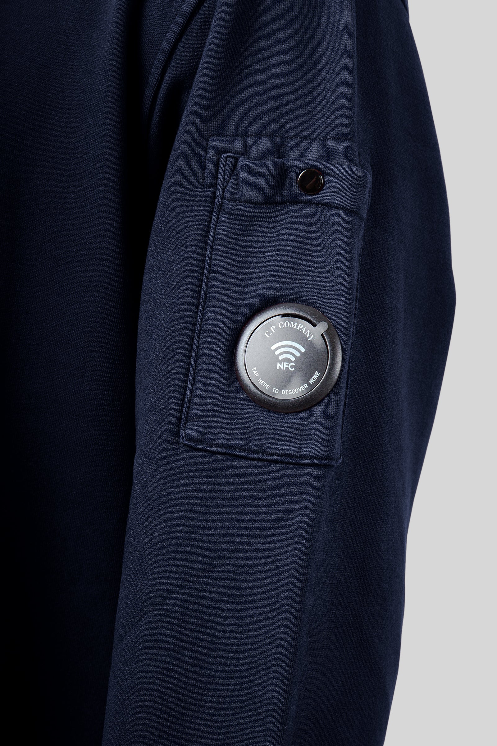 Brushed And Emerized Diagonal Fleece Lens Crewneck Sweatshirt - 4