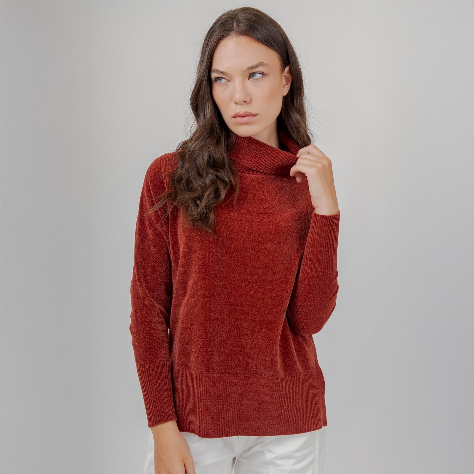 Velvet Vent Turtleneck Wom Sweater - 9