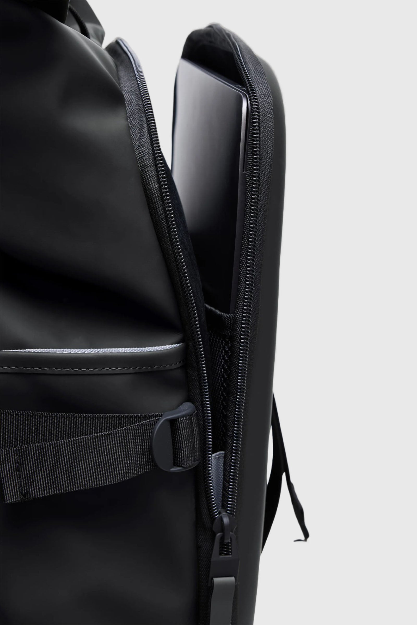 Rains Texel Moulded Backpack Nero Unisex - 7