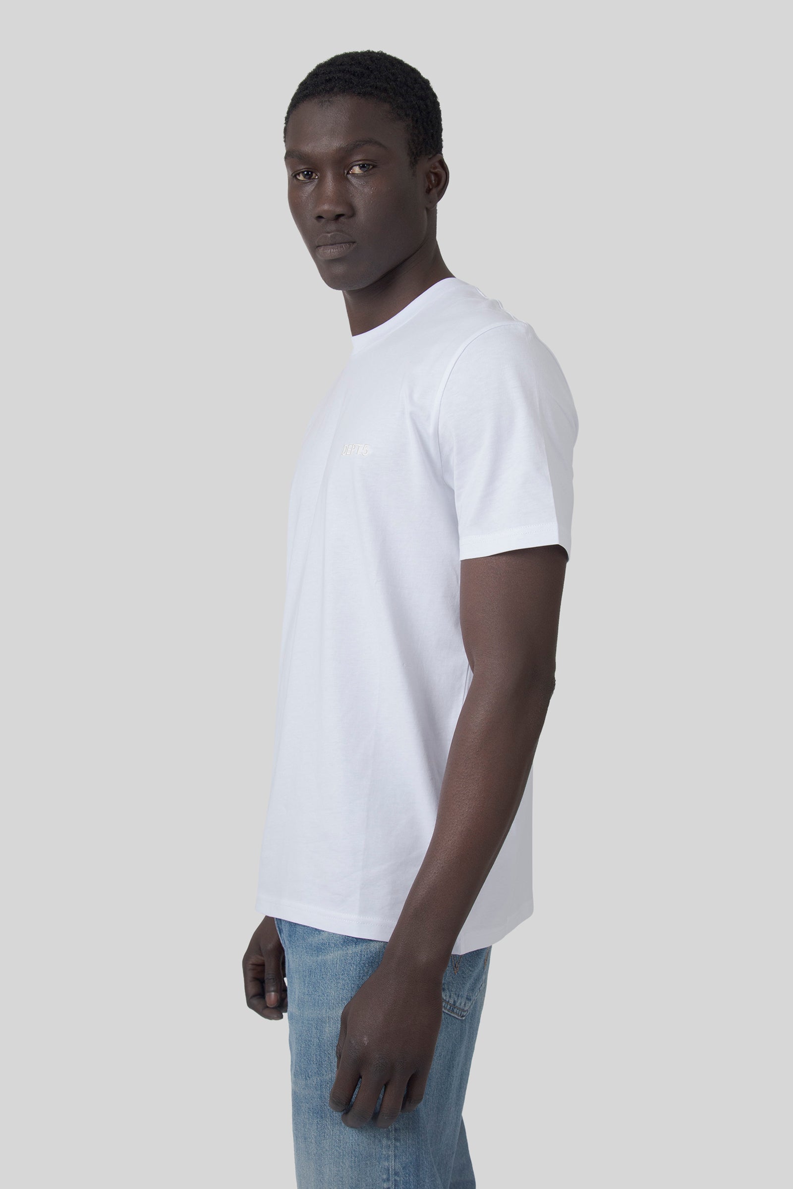 Bold T-shirt - 5
