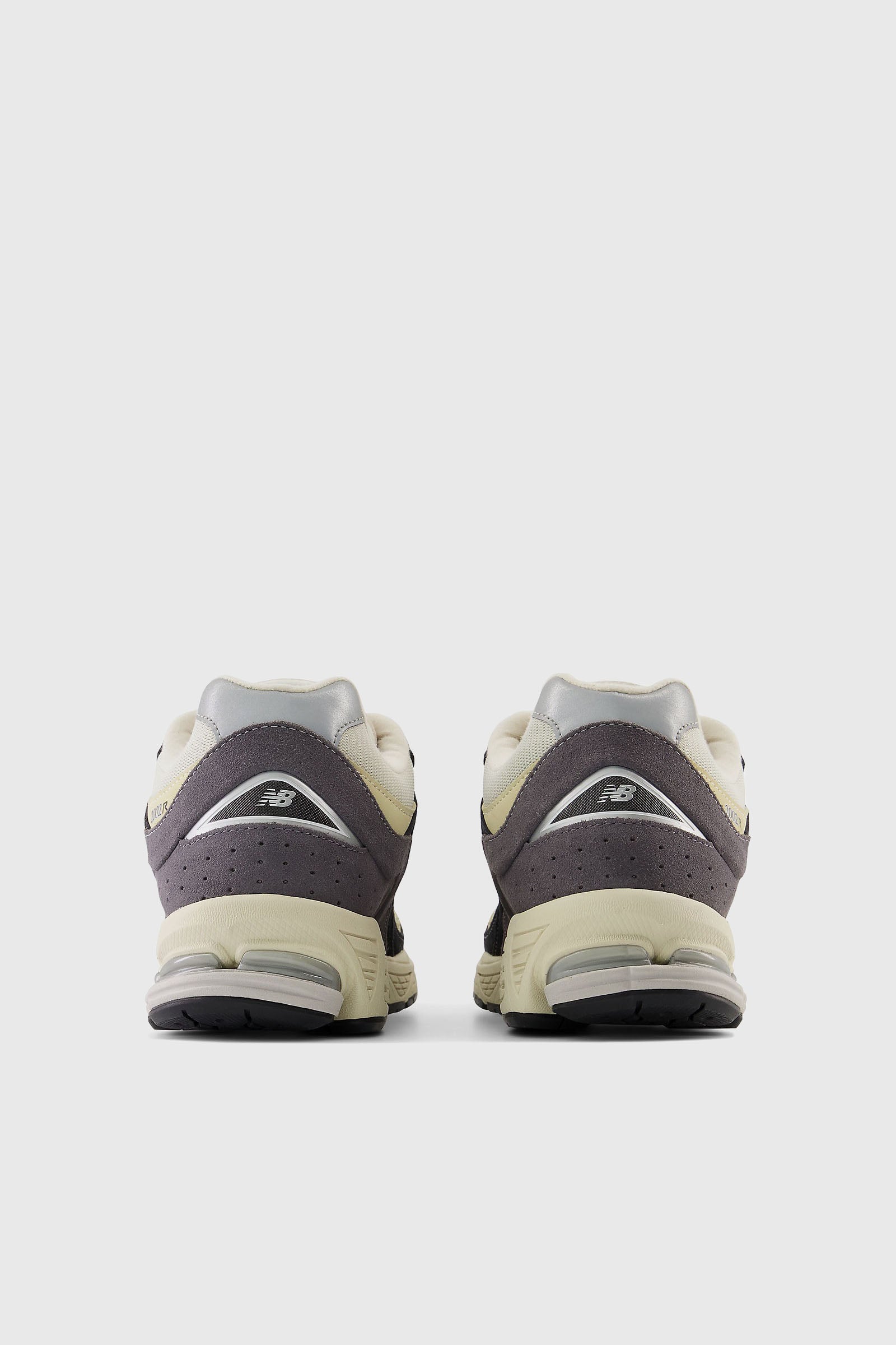 New Balance Sneaker M2002R  Grigio - 5
