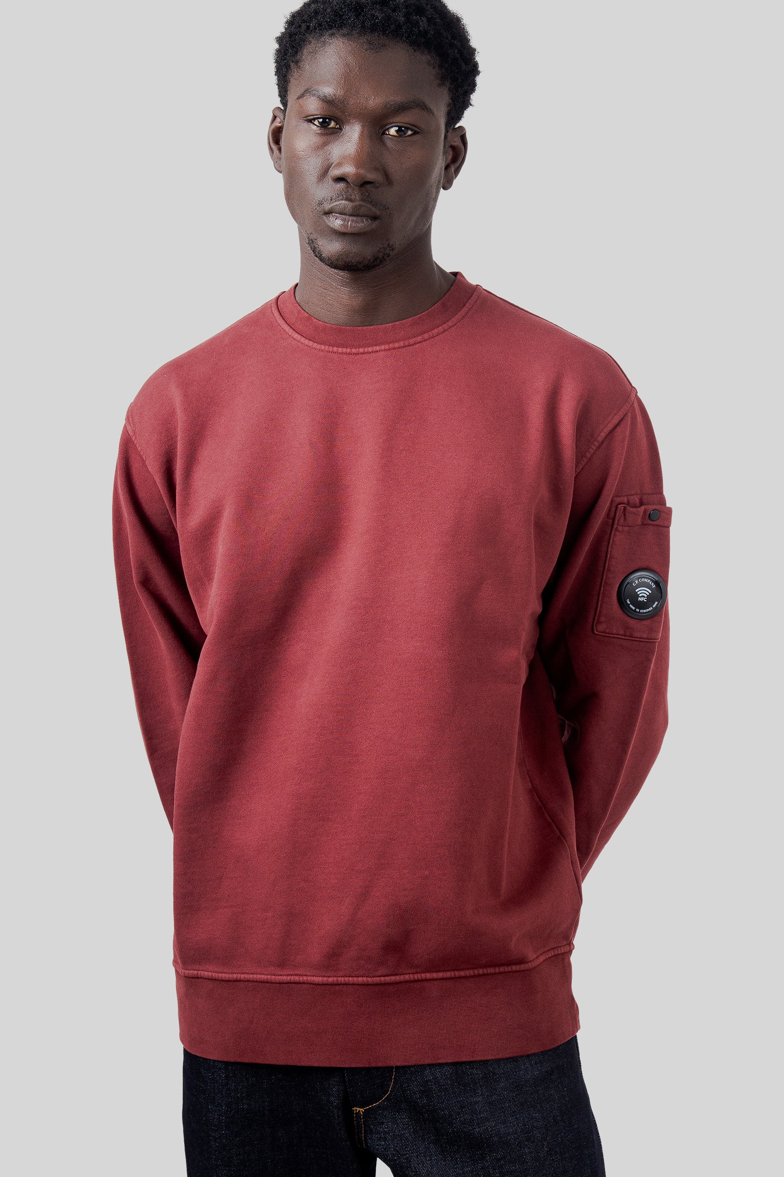 C.p. Company Brushed And Emerized Diagonal Fleece Lens Crewneck Sweatshirt Bordeaux Uomo - 3