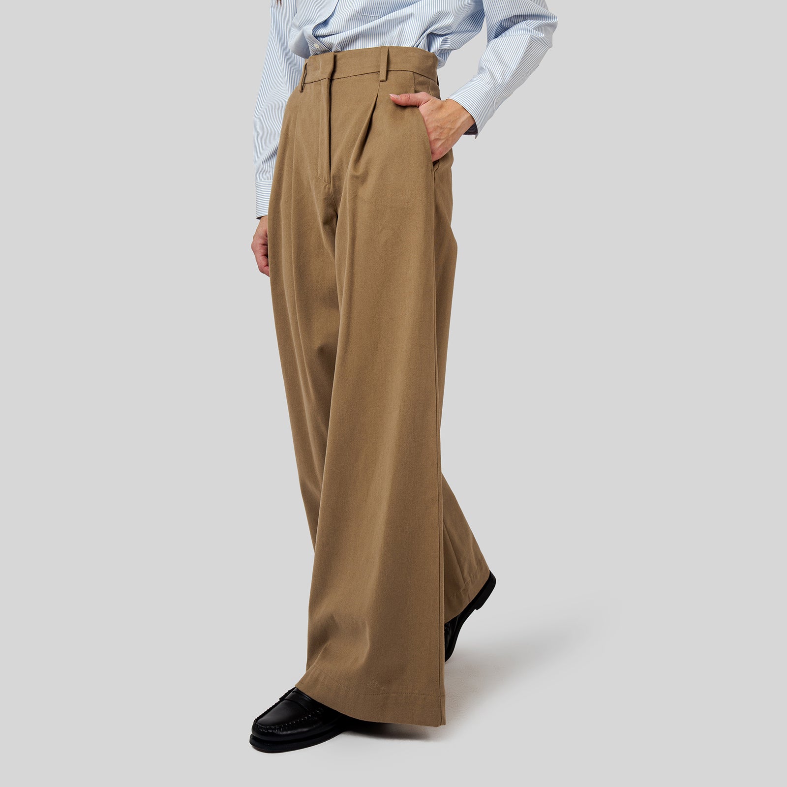 Editto Wide-leg Cotton Drill Pant - 8