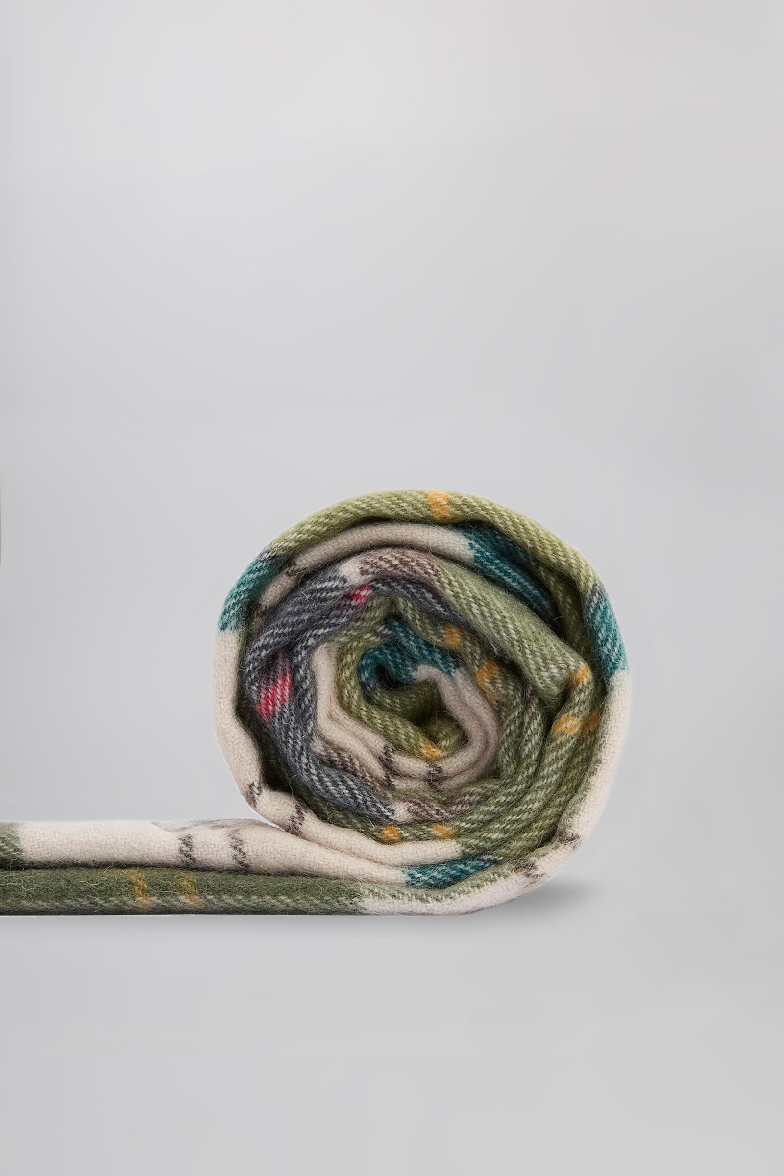 Serena Tartan Scarf - 4
