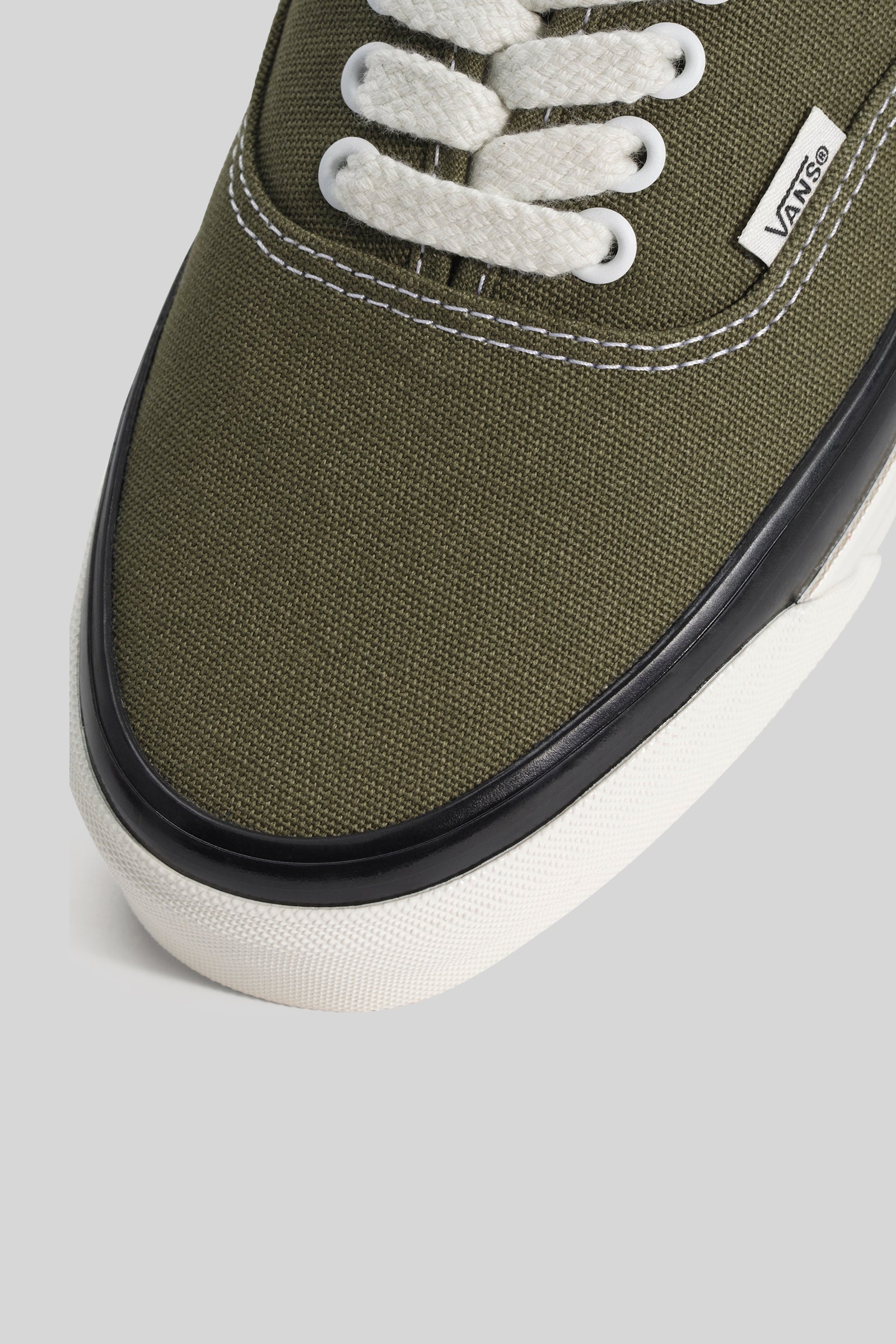 Lx Authentic 44 Deck Sneaker - 2