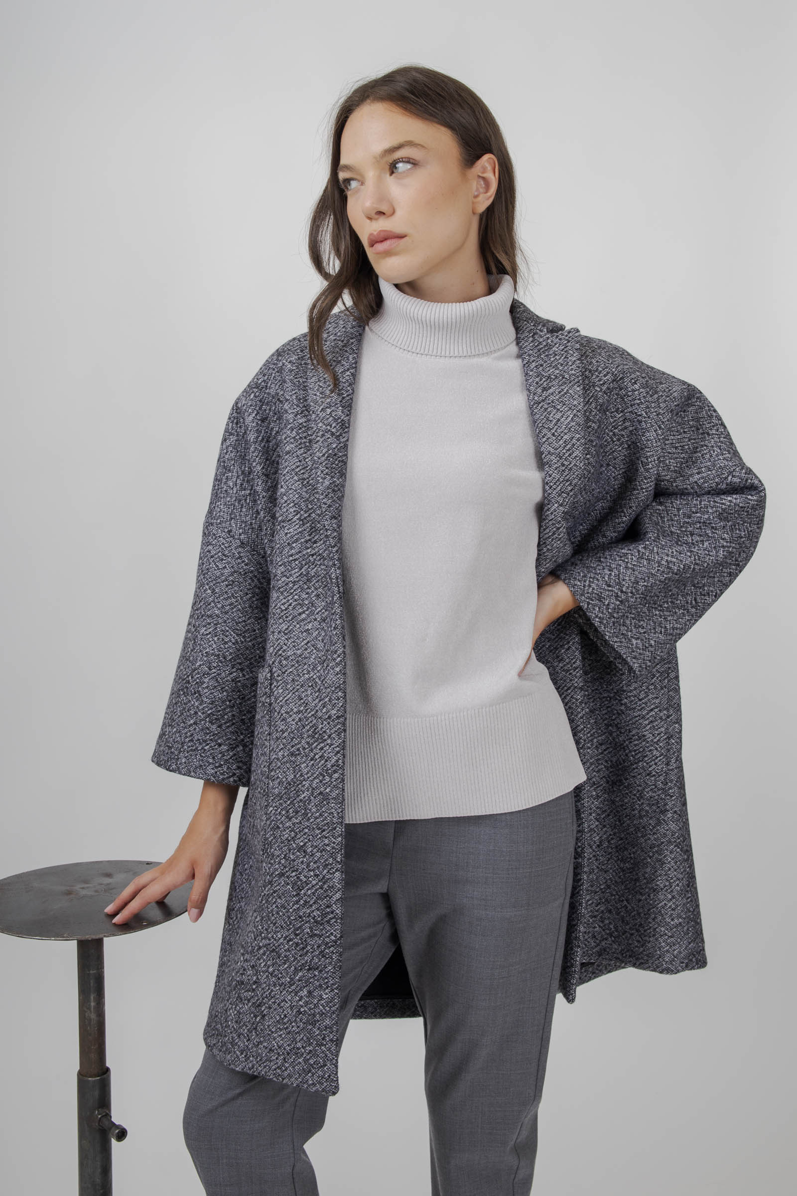 Velvet Vent Turtleneck Wom Sweater - 2