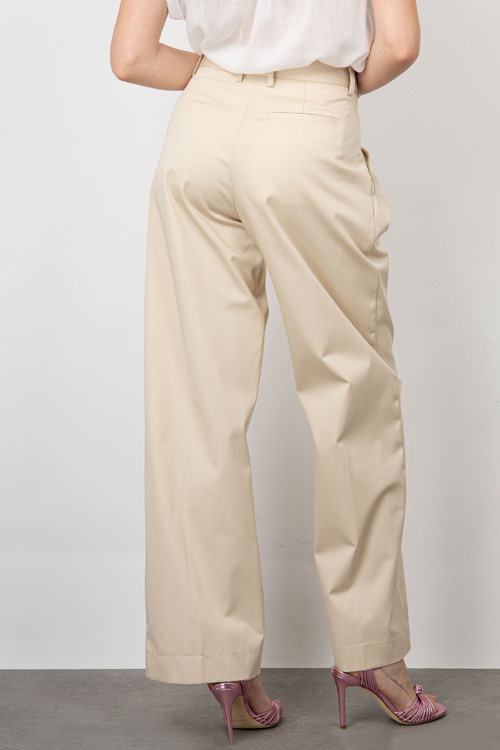Forte Forte Pleated Trousers in Sand Cotton - 4
