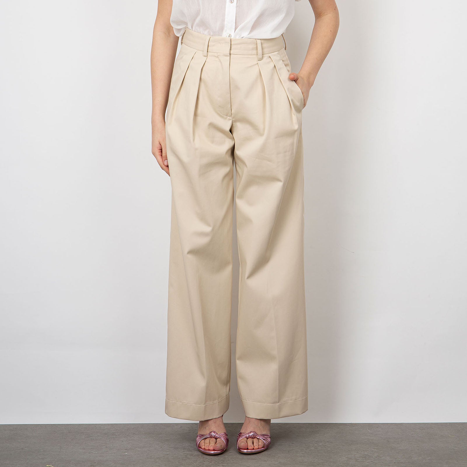 Forte Forte Pleated Trousers in Sand Cotton - 6