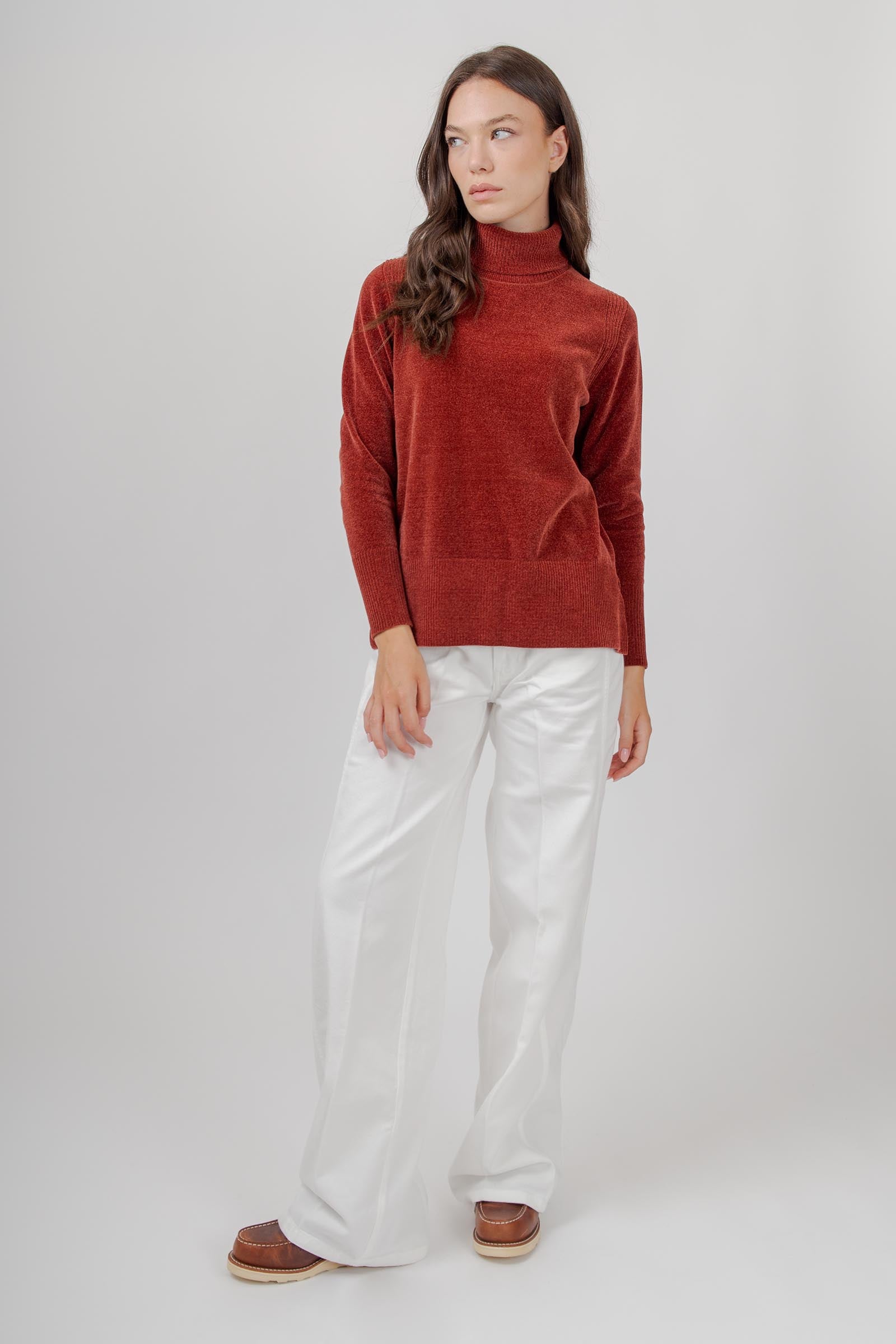 Velvet Vent Turtleneck Wom Sweater - 8