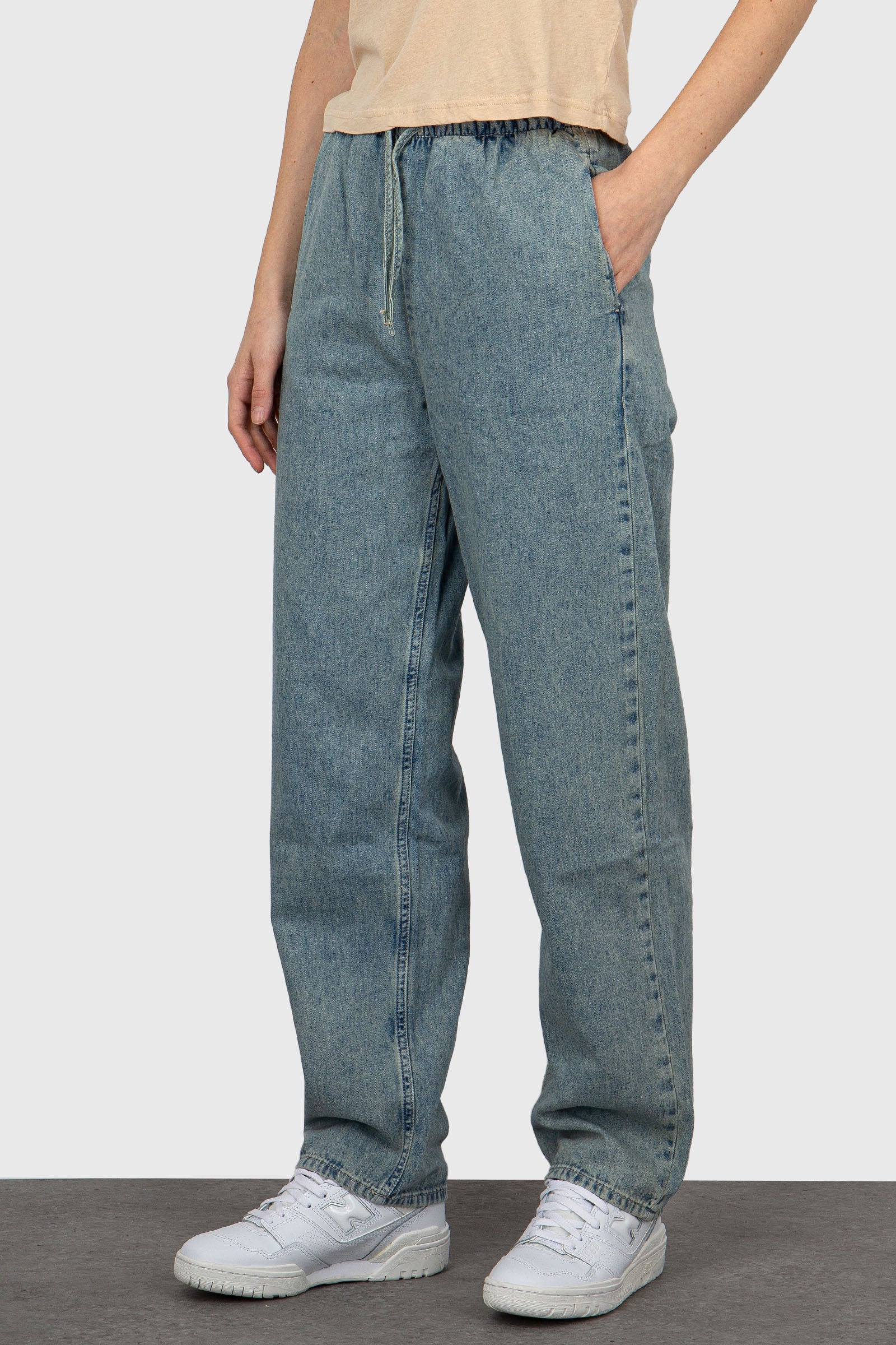 American Vintage Jeans Besobay Denim Blu Chiaro - 4