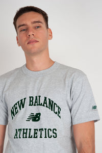 New Balance T-Shirt Athletics Varsity Graphic Cotone Grigio new balance