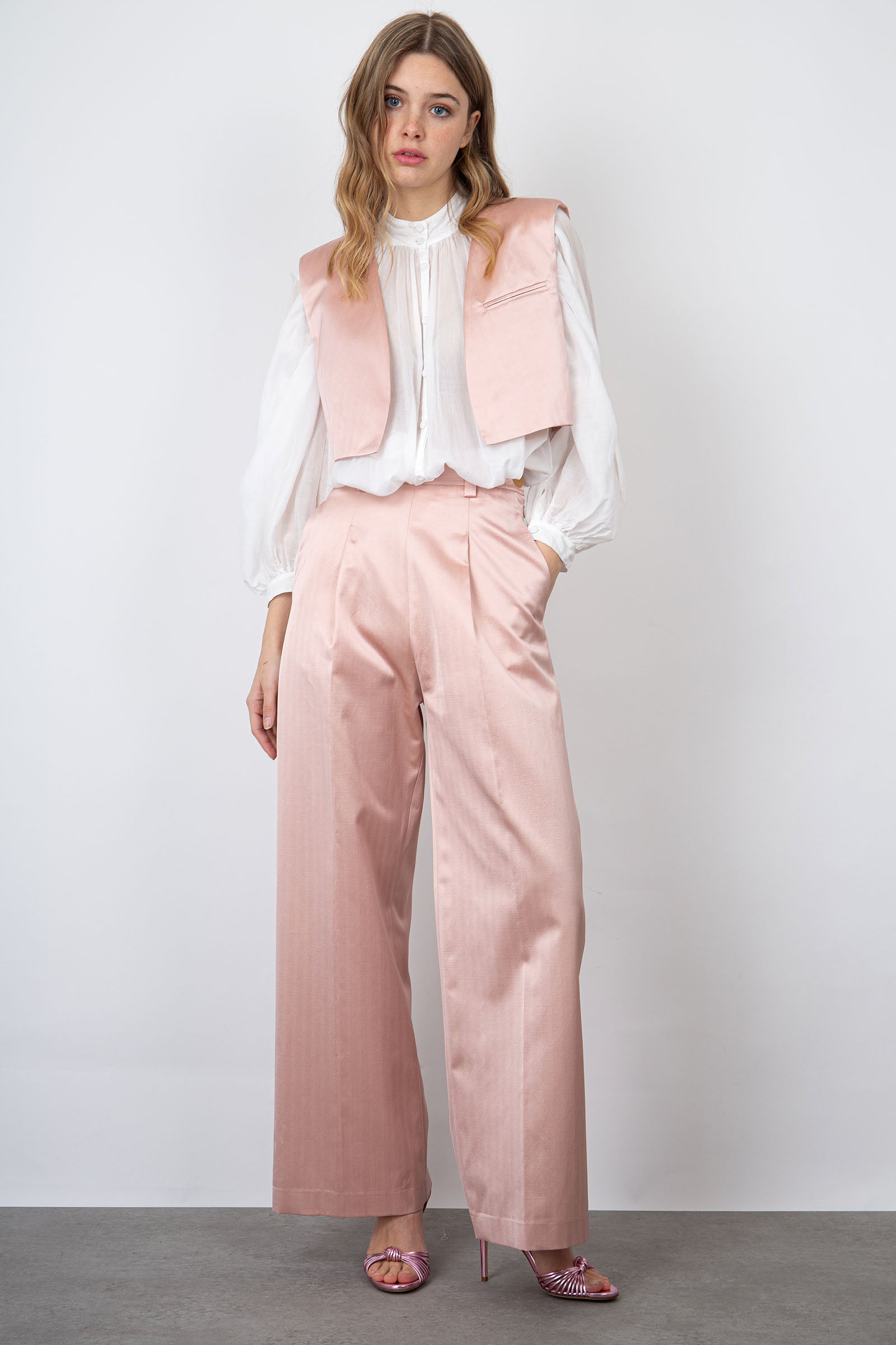 Forte Forte High-Waisted Tailored Trousers in Light Pink Cotton - 3